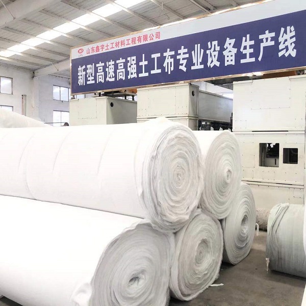 垃圾填埋场hdpe土工膜(垃圾填埋场HDPE土工膜：环保措施及应用)